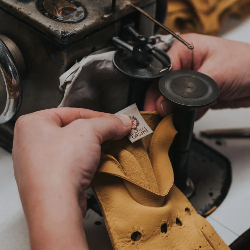 Alessa (orange) - classic Italian lambskin leather driving gloves