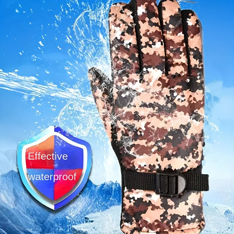 Camouflage Thermal Gloves for Men and Women Ideal for Skiing