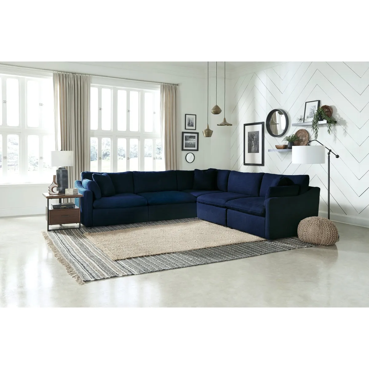 CozyHaven Navy Blue Velvet Accent Chair