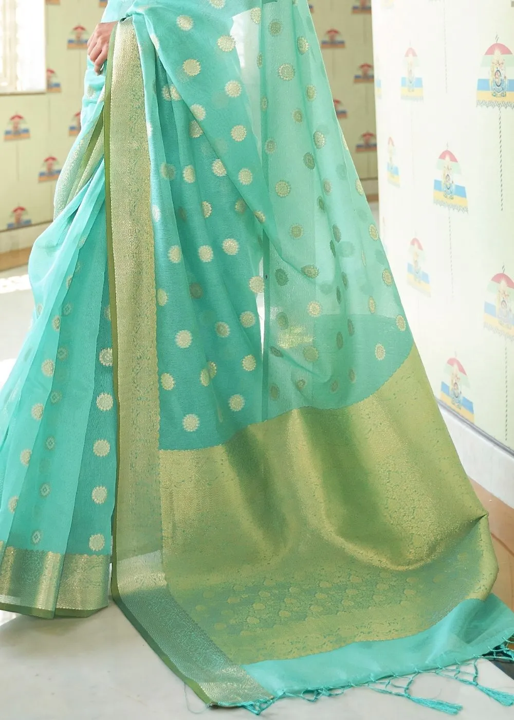 Emerald Green Zari Woven Linen Silk Saree