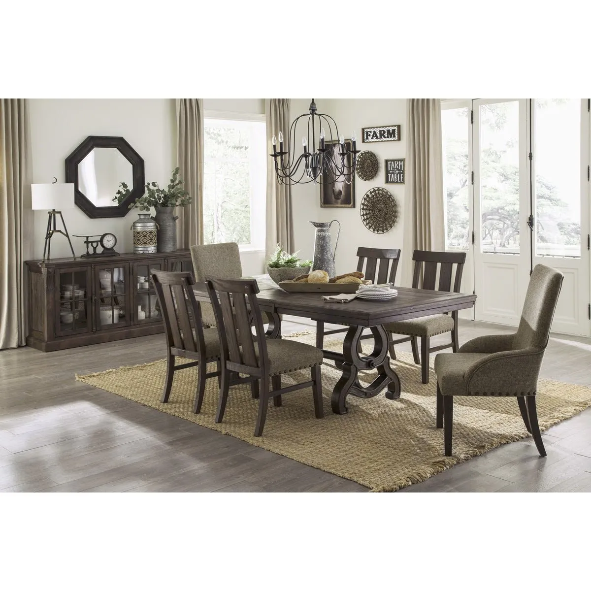 Gloversville Dining Table