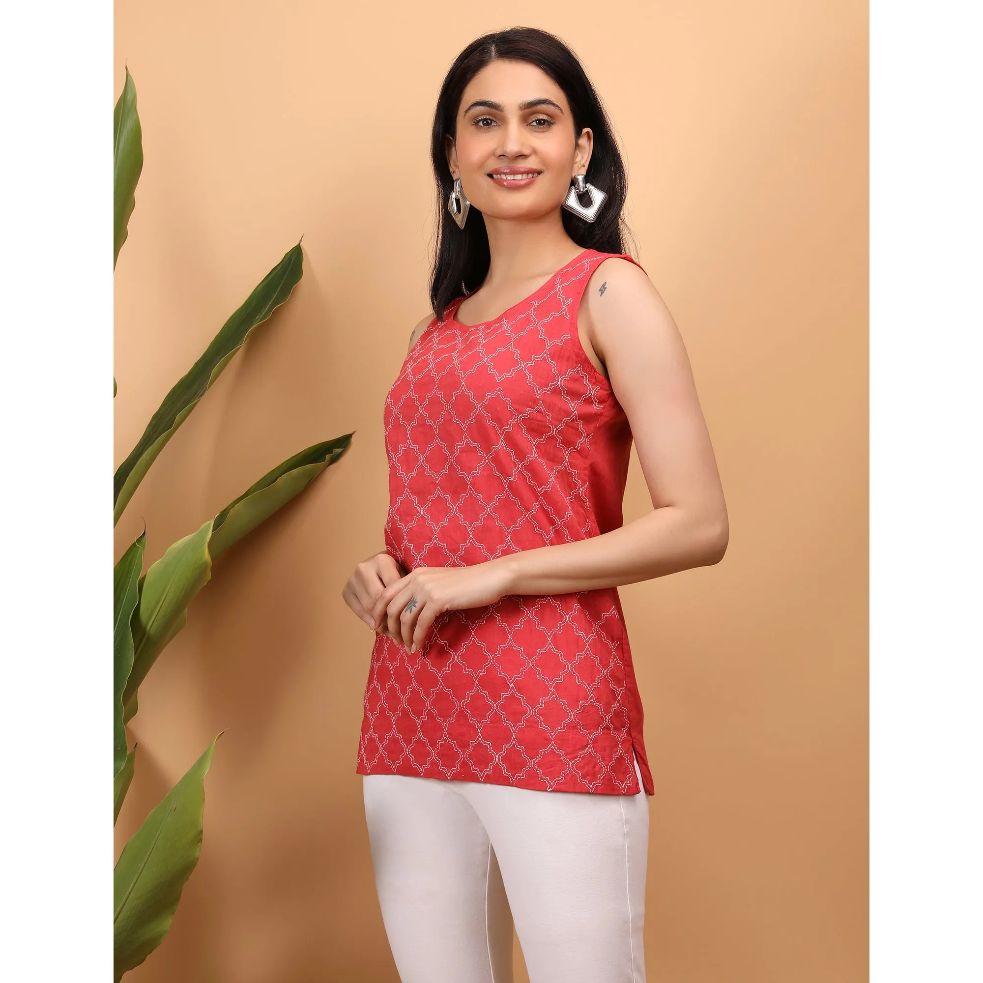 Pink - Shwet Women Red Chikankari Sleevless Top