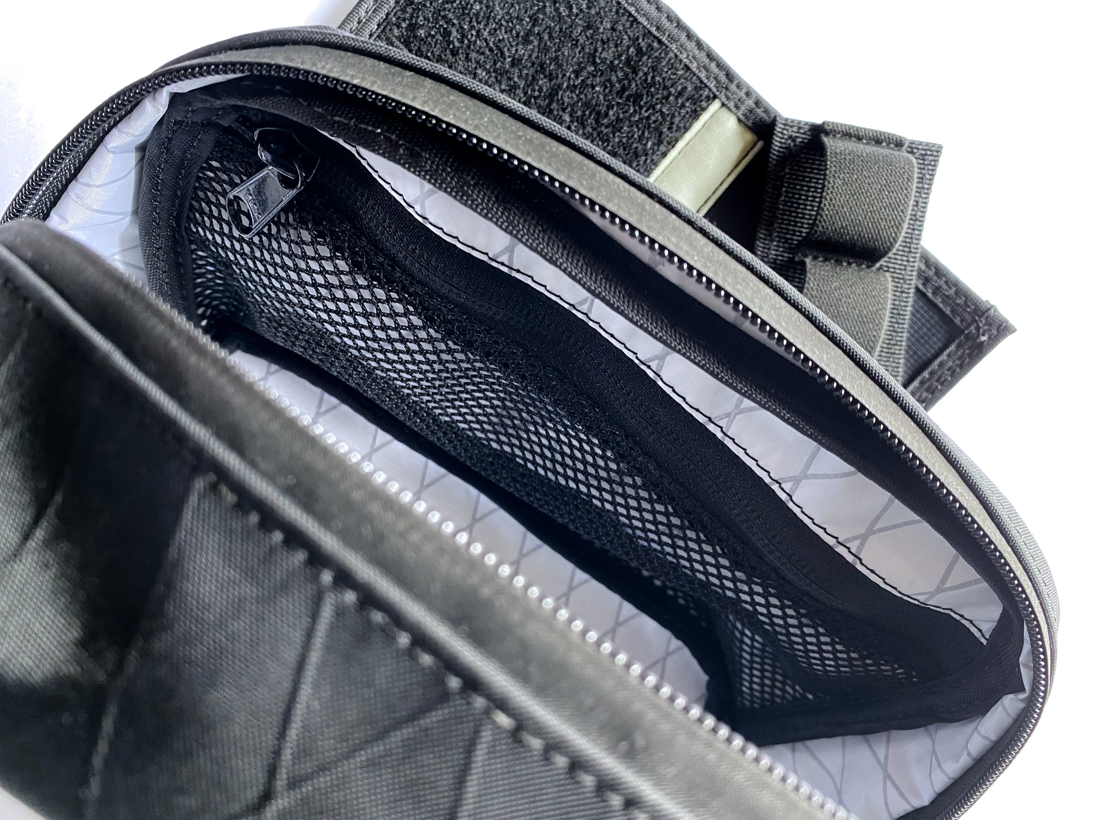 Snacktime Sling™ x Everyday Minimalist Edition (X-PAC - Black)