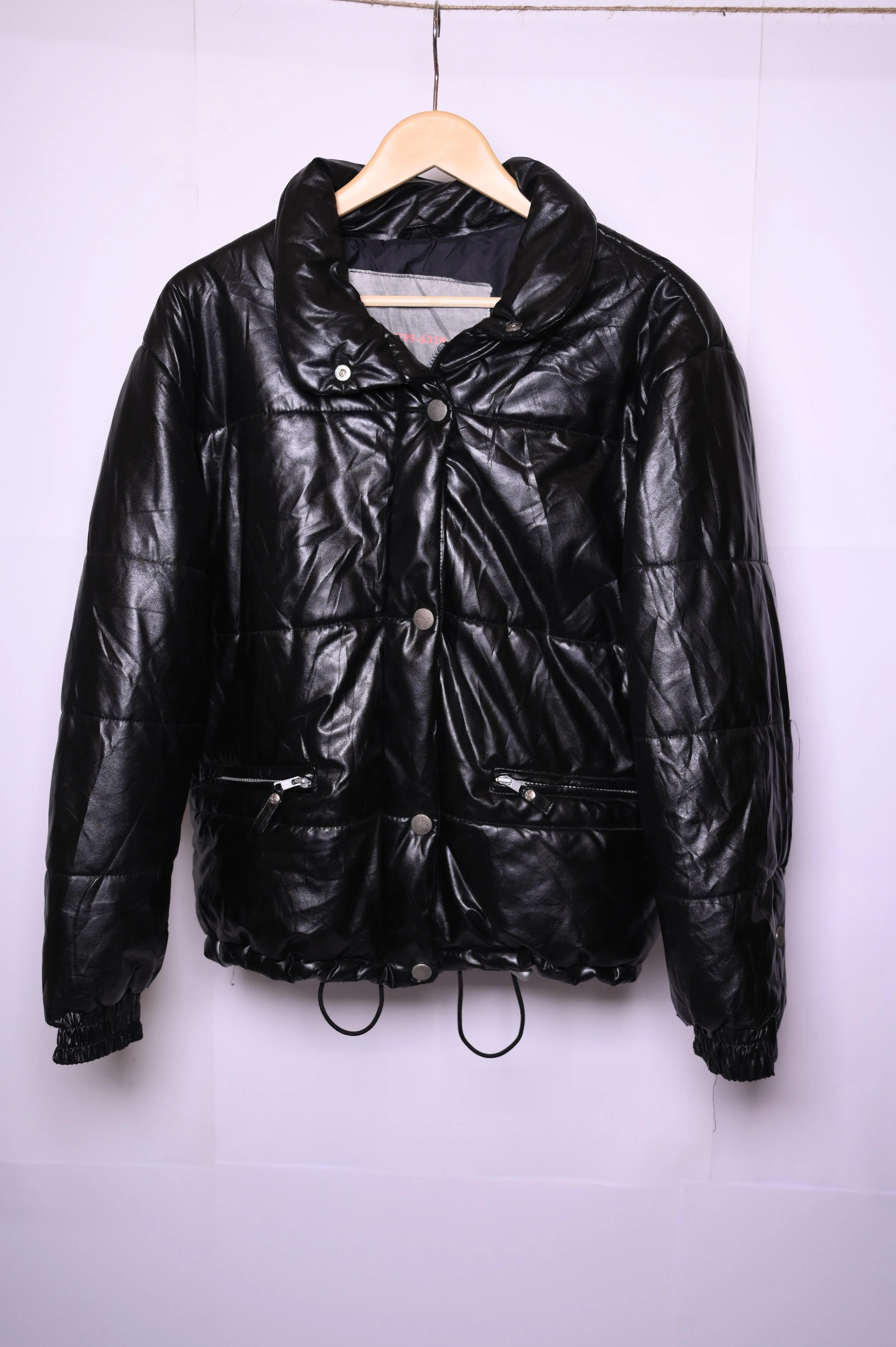 Type A318 Black Modern Puffer Jacket